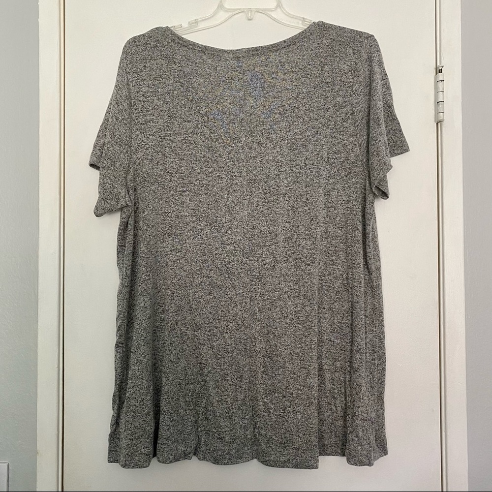 EUC Old Nacy Luxe Gray Tunic Top (Size: 2X) - Picture 3 of 5